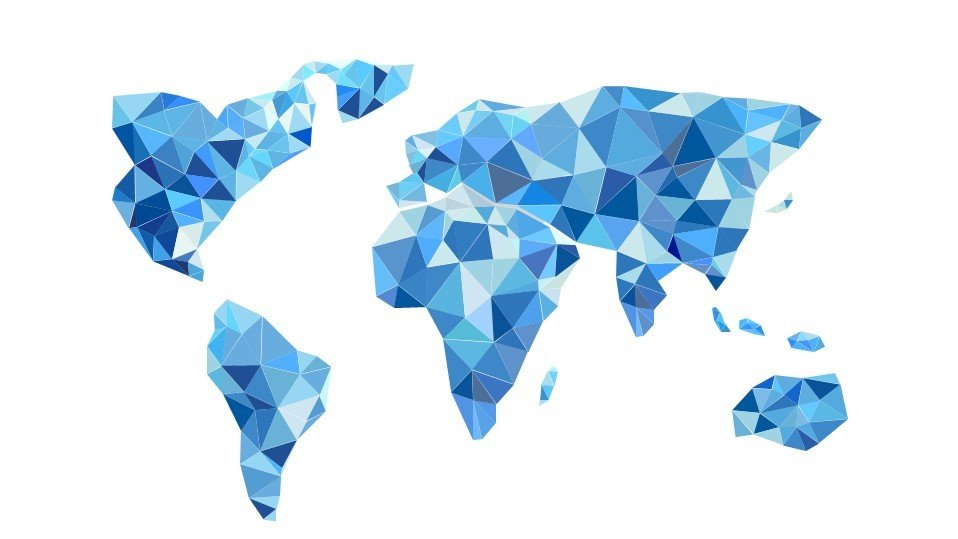 Weltkarte mit vielen Facetten in verschiedenen Blautönen